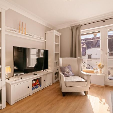 Haus Felchen - Apartment 4 - Sandmuschel - Mit Priv Strandzugang Friedrichshafen Esterno foto